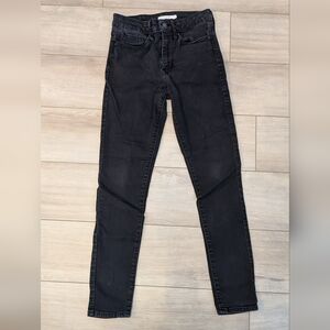 Levi's Women's Black Skinny Pants